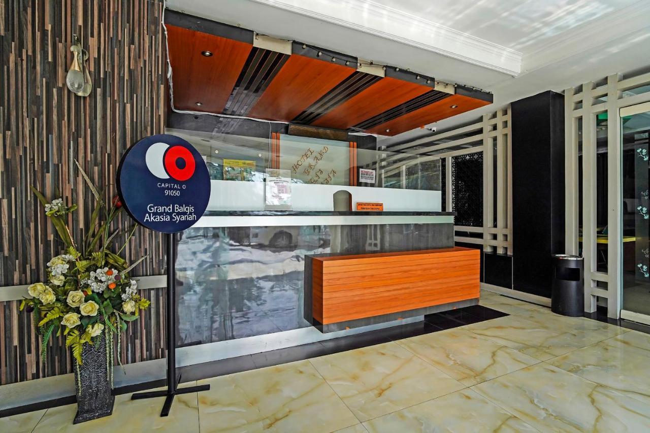 סוראבאיה Capital O 91050 Grand Balqis Akasia Syariah מראה חיצוני תמונה